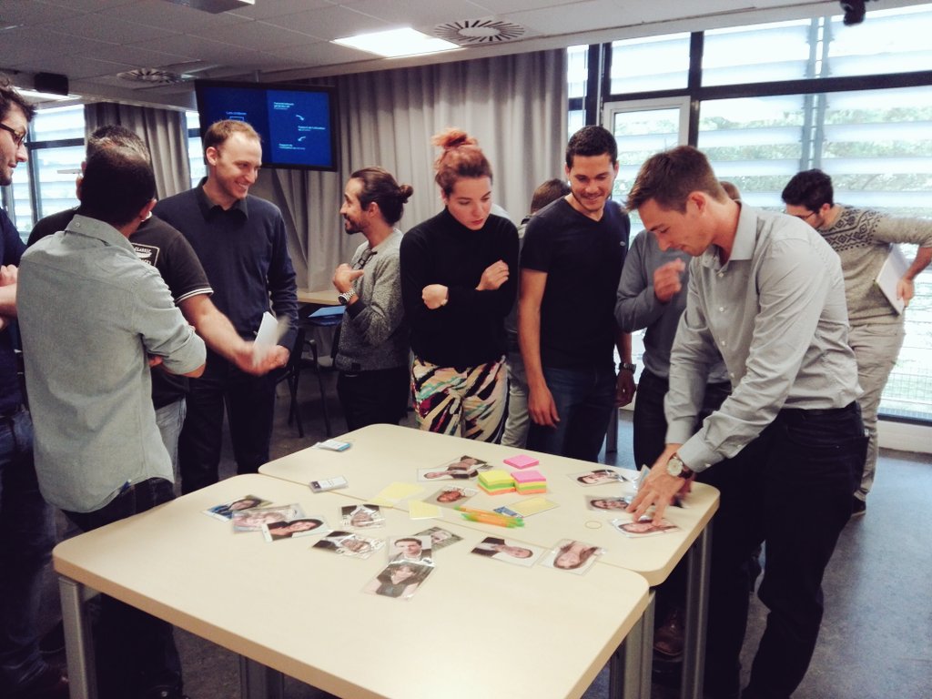 evolt_io's tweet photo. Initiation à l'UX des startups de @InnovupLR ! #ux #startup #design #conception https://t.co/AFgpcmHqtb
