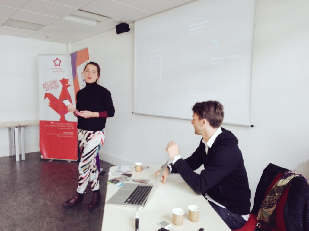 evolt_io's tweet photo. Initiation à l'UX des startups de @InnovupLR ! #ux #startup #design #conception https://t.co/AFgpcmHqtb