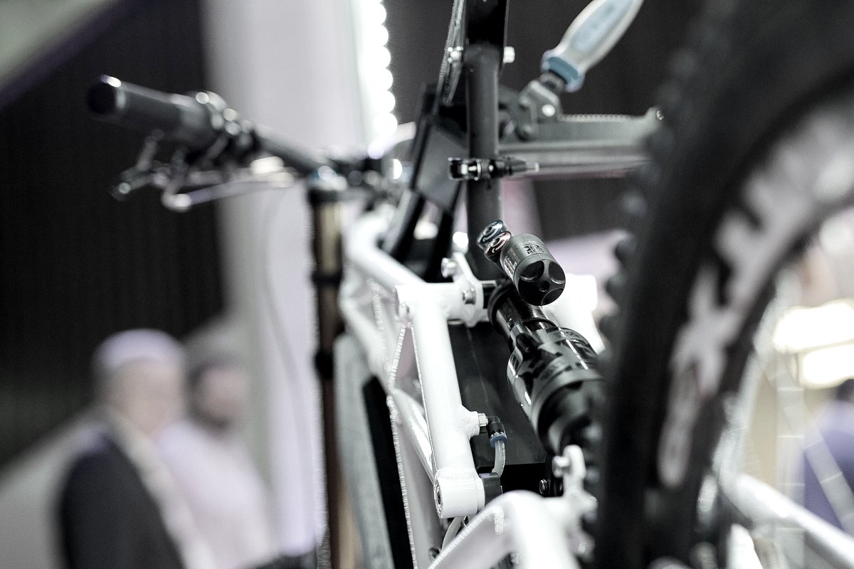 NeematicBike's tweet photo. Take a closer look to feel the energy of the game changer #neematic #login2016 #freeride #prototype #motoped https://t.co/KXKVwbdB0d