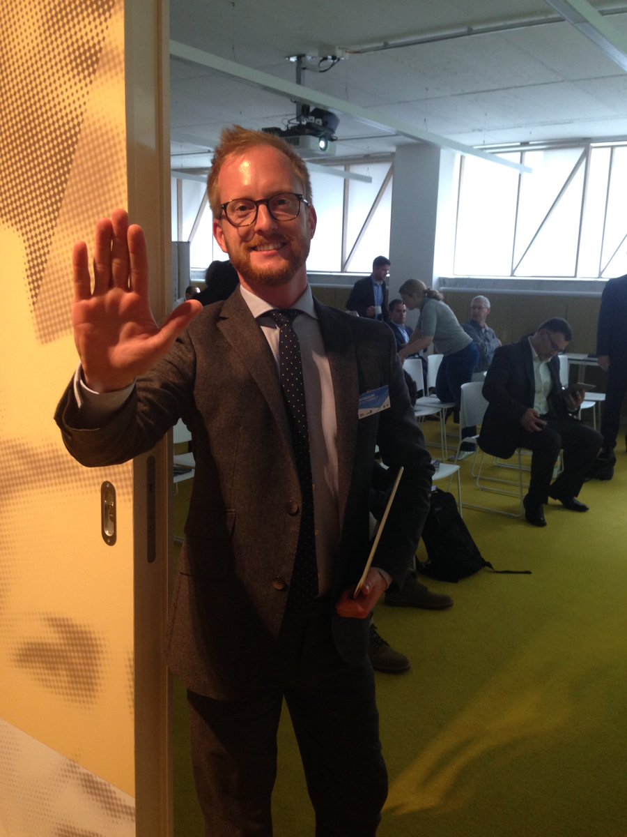 UrsulaUnger2's tweet photo. Doorman alias #DigitalChampions #ASCommunicationSummit https://t.co/6JgqPXuJ3k