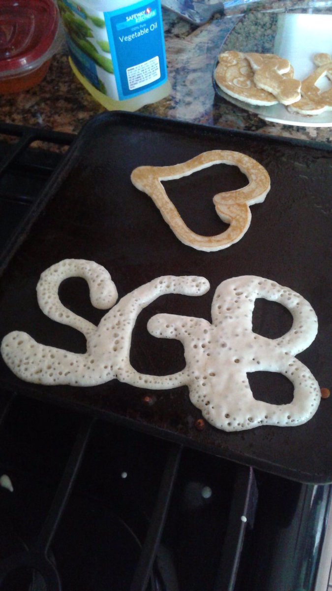 SweaterGangB's tweet photo. "Sweater Gang Breakfast"
Artist 🍳: @moskywosky
#SGBreakfast #SGBVisual #SGBEdible https://t.co/ugMhtL2Uga