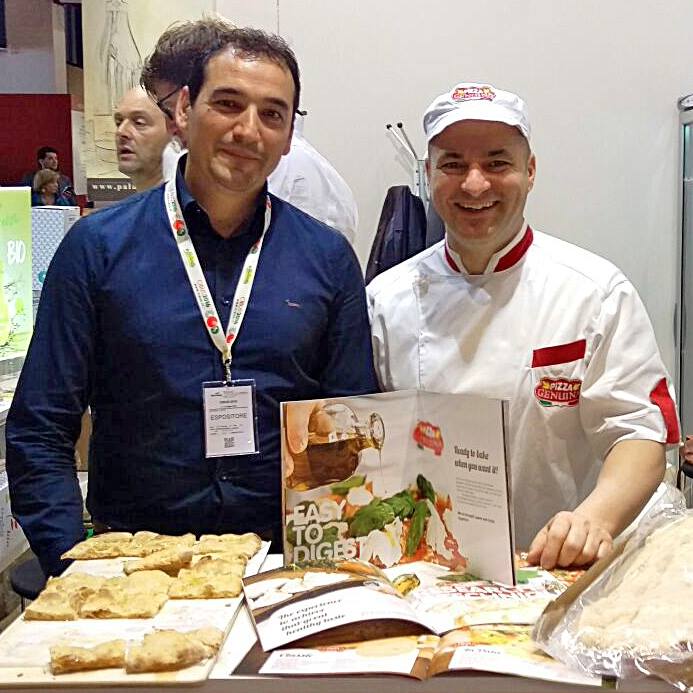 MarvelADV's tweet photo. Gianni Pompetti di Pizza Genuina al @CibusParma con la #comunicazione firmata dalla nostra agenzia! #madeinitaly https://t.co/vff0jW4WOP