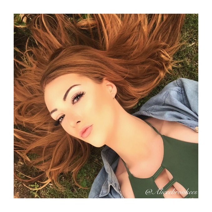 I lay down far to much... 👀 need to get shooting for https://t.co/kyI3lrHpXq lots of new sets coming<a href="/tag/follow"class="tags"><span>#follow</span></a><a href="/tag/rt"class="tags"><span>#rt</span></a>