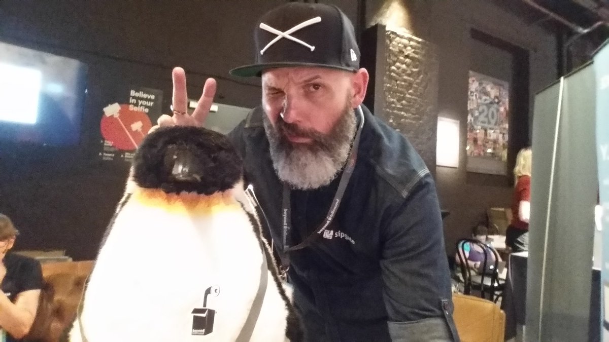 sethgekko's tweet image. Gnahaha #sipgate #btconf #fritzpinguin