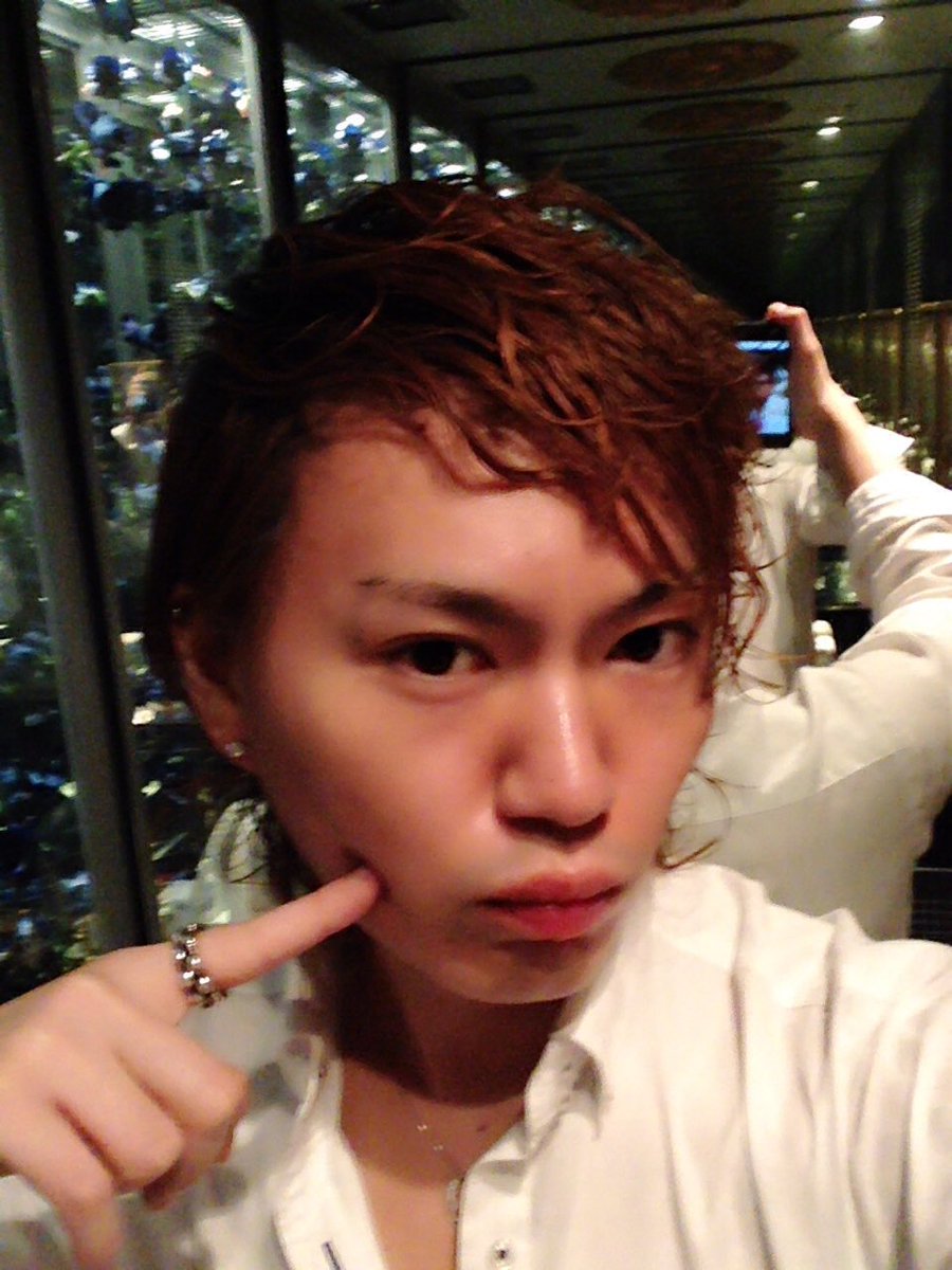 RED_KAGE9's tweet photo. お弁当のお米を残すのはやめて下さい。笑 宏人幹部補佐バーイベやで！！ #新宿 #歌舞伎町 #ホスト #topdandy https://t.co/2wob2StRbT