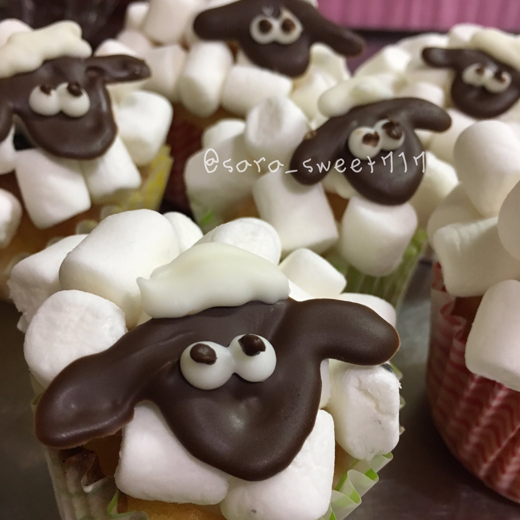 Sayaa お菓子垢 Twitter પર ひつじのショーン のカップケーキ作ってみた 急いでやったから目が可愛くないや お菓子作り お菓子作り好きな人と繋がりたい ひつじのショーン カップケーキ Sayaa お菓子垢 Twitter પર ひつじのショーン のカップケーキ作ってみた 急いでやったから目が可愛くないや お菓子作り お菓子作り好きな人と繋がりたい ひつじのショーン カップケーキ