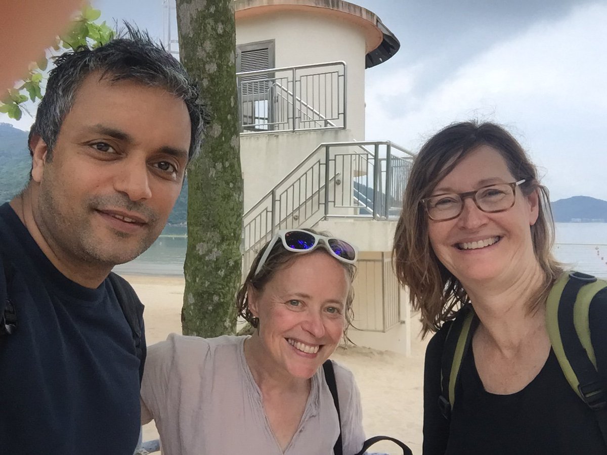 The iOpener team hard at work <a href="/ChicagoBooth/">Chicago Booth</a> in Hong Kong! @happy925 <a href="/vikkumars/">vik kumar</a> <a href="/PositiveCoach/">Positive Energy Life Coach</a>