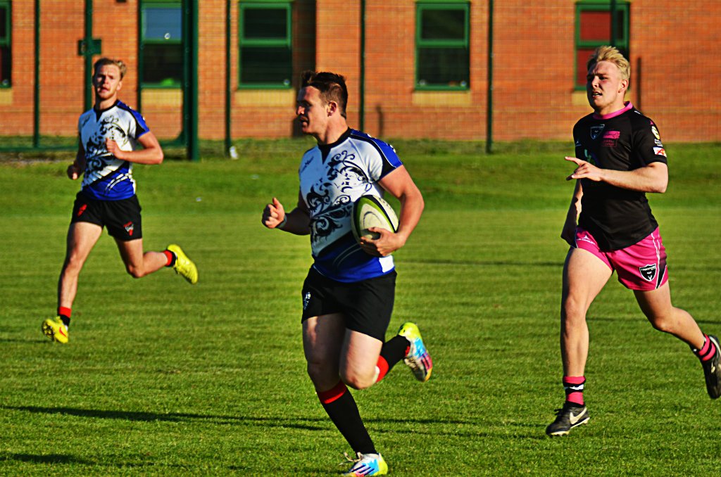 7BamboosRugby's tweet image. It's @Hartpury 7s week! Here is our team-by-team guide.
Bandits 7s: goo.gl/xab3X9
#Pool1 #teambyteam