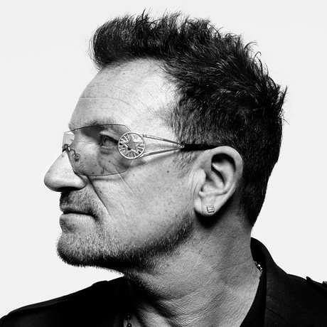 U2_Vision's tweet photo. RT @u2_mx: Feliz cumpleaños #Bono #HBDBono 🎂 🎁 vía Instagram https://t.co/uR3b15YMcQ https://t.co/rwTSk7KGkw