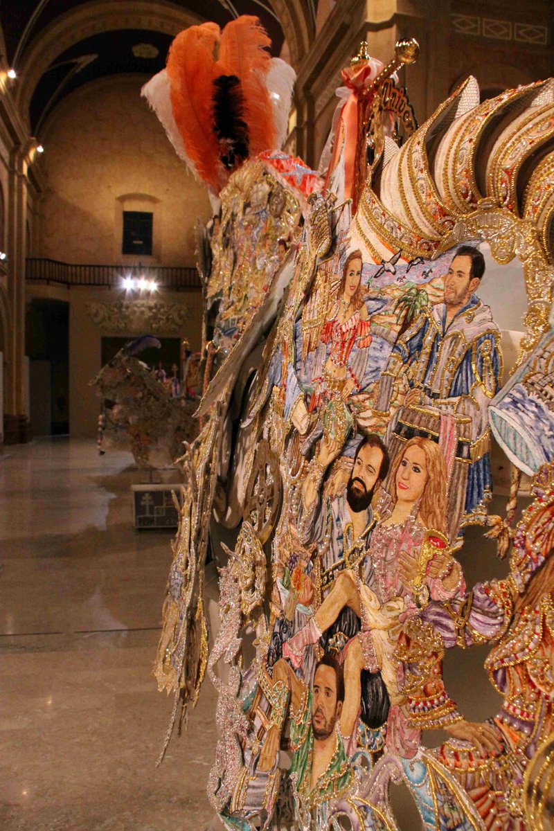 Una selección de los enjaezamientos de los <a href="/caballosdelvino/">Caballos del Vino</a> 2016, se expone en la Compañía goo.gl/nAoqLM