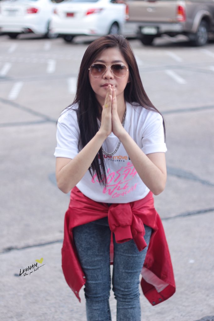 leenamfanclub's tweet photo. วันนี้กลับแล้วนะคะ ลากันไปด้วยท่าเต้น 💃🏼🐻 #VerrginFinCon #Leenamm #เอาที่สบายใจ https://t.co/Y8oVGPmOB4