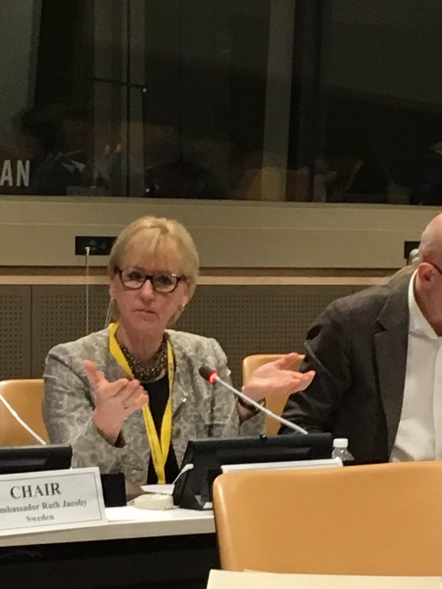 JemilahMahmood's tweet photo. @margotwallstrom "world looking at us now & chance will not come in many yes" @WHSummit. I agree! #2important2fail https://t.co/HUdstibBjr