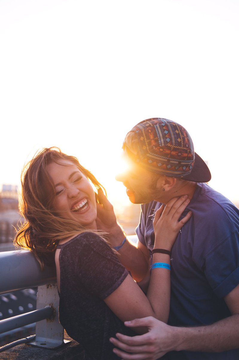 Shlorped's tweet photo. Happy couple https://t.co/xWvhODPcqY