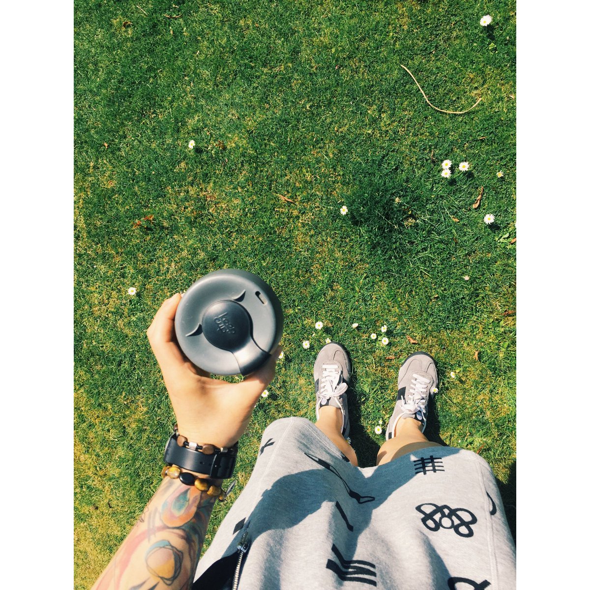 fables22's tweet photo. #ootd #botasky #poradkafe https://t.co/pewhOPL9QA