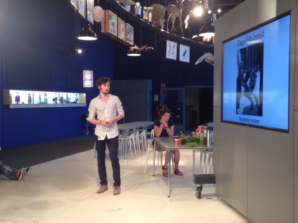 Presentatie voedselvoorziening in oorlogstijd. <a href="/museumnaturalis/">Naturalis Biodiversity Center</a>