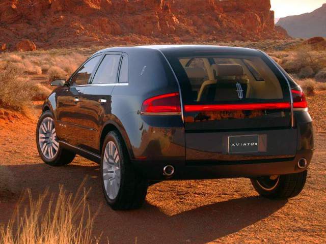 2017suvnewss's tweet photo. Already interesting, new 2017 Lincoln Aviator #Lincoln #Aviator #LincolnAviator #SUV #Cars
https://t.co/0lnbAj9Lsx https://t.co/FhzhB7T7q0