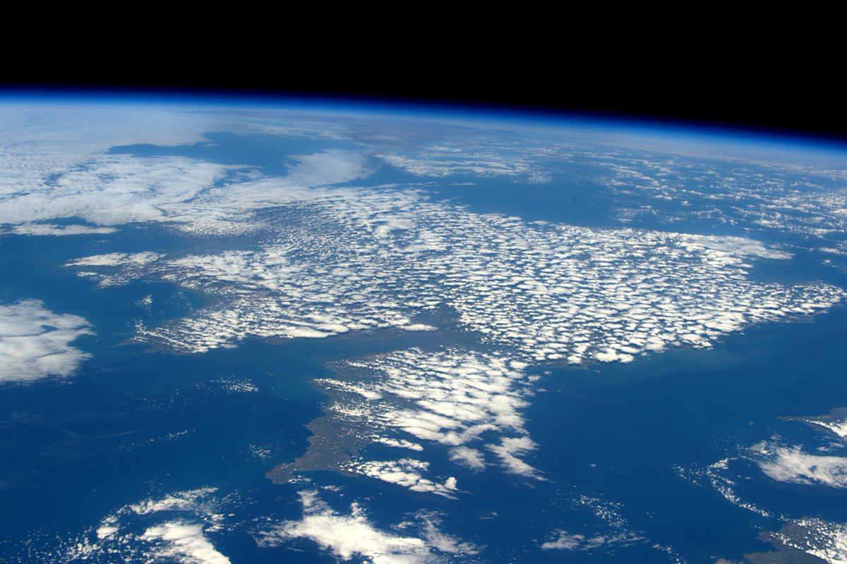 astro_timpeake's tweet image. Sometimes I wonder if the UK is hiding under cloud intentionally… flic.kr/p/GTz64C