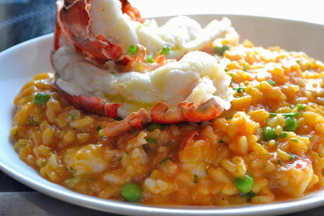 AmoreWegmans's tweet photo. Risotto with lobster and fresh peas @AmoreWegmans @rochester https://t.co/Krql1btd2w