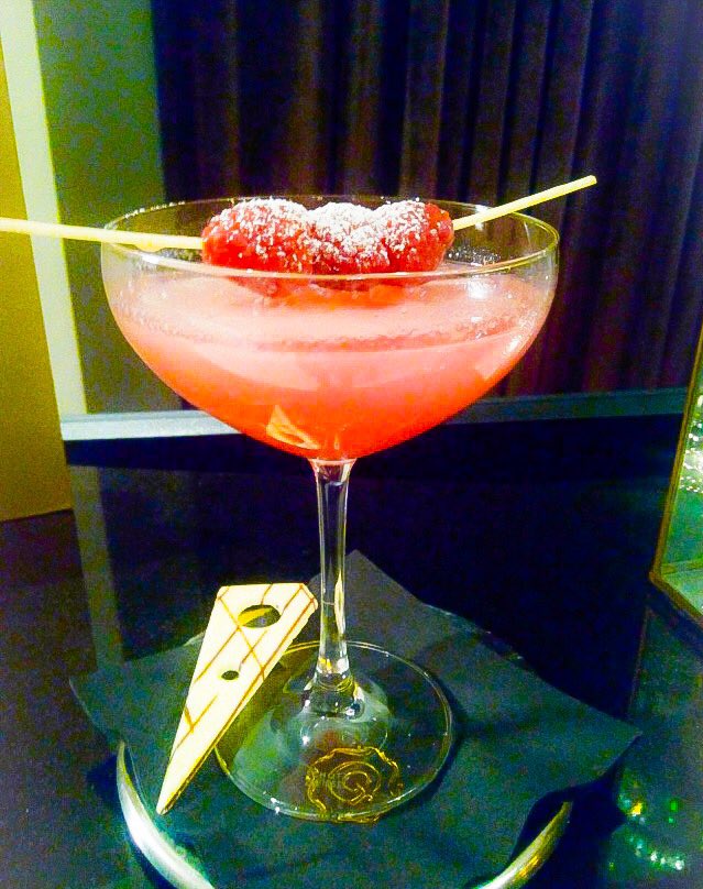 WaldorfHilton_'s tweet photo. Weather might be #gloomy but we have some amazing #summer#cocktails for you to try at #GoodGodfrey's #bar #today ! https://t.co/szrmQ6jV9Y