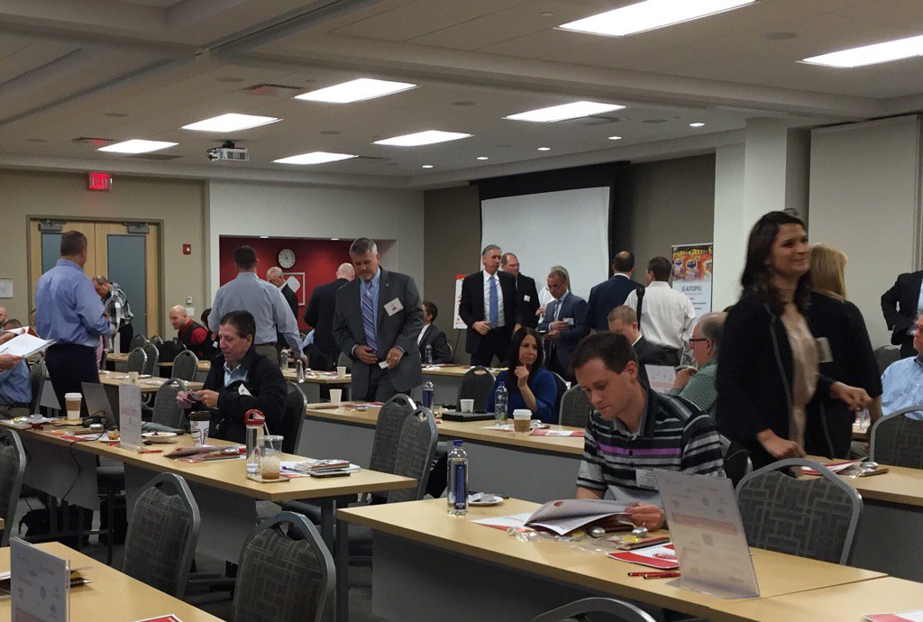 Crowd assembles for the Source Tagging Symposium #STsymposium16 #supplychain
