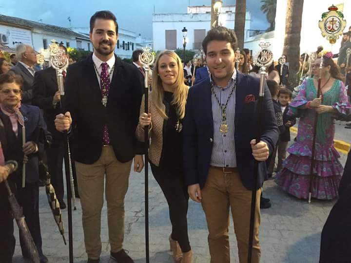 veracruzvillque's tweet photo. Durante la semana pasada acompañamos a nuestra querida Hdad del Rocío de Villamanrique en todos sus actos y cultos. https://t.co/85tIIEyRTq