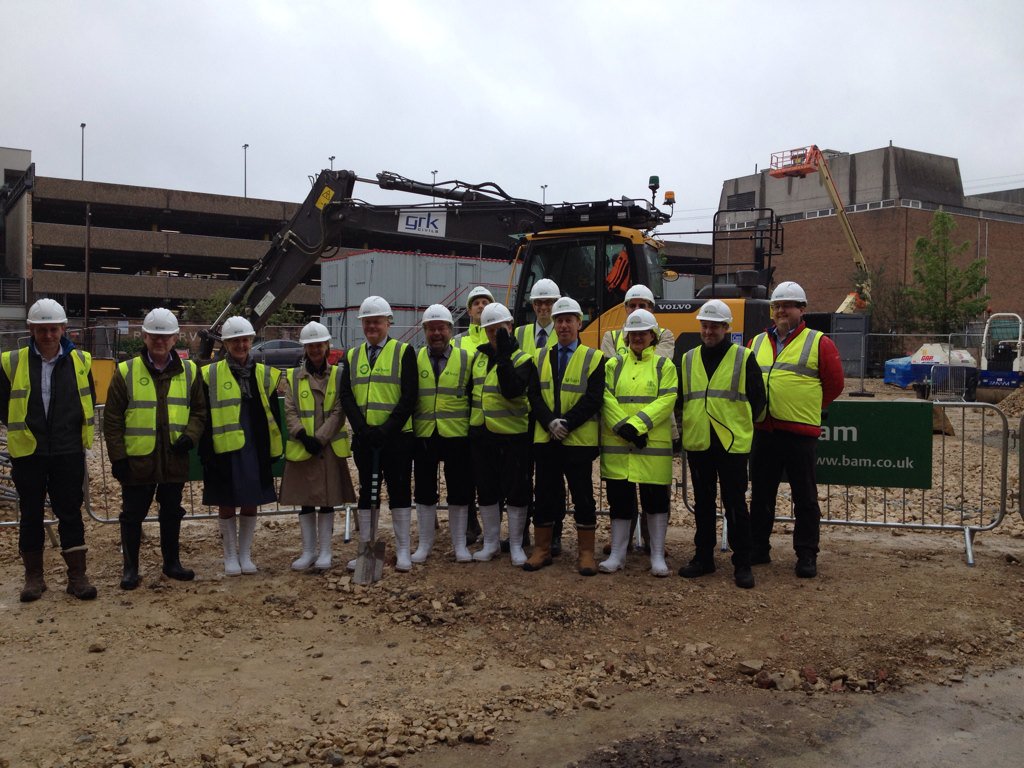 hodgson_tl's tweet photo. Ground breaking on Sarah Swift building at last! @PsychLincoln @UL_CSS https://t.co/DNyxoL6kMZ