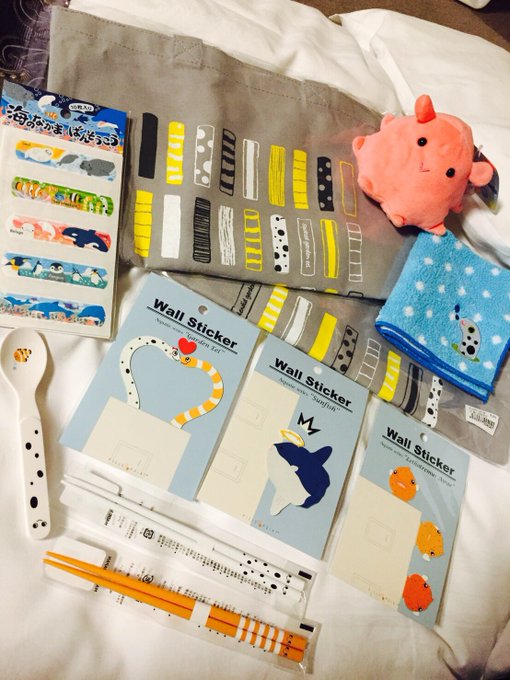 今日は岡山に行ってました。笑  そして昨日行った宮島水族館の グッズがツボすぎて爆買い(&acute;･_･`)♡ https://t.co/OaMgeP1RCP