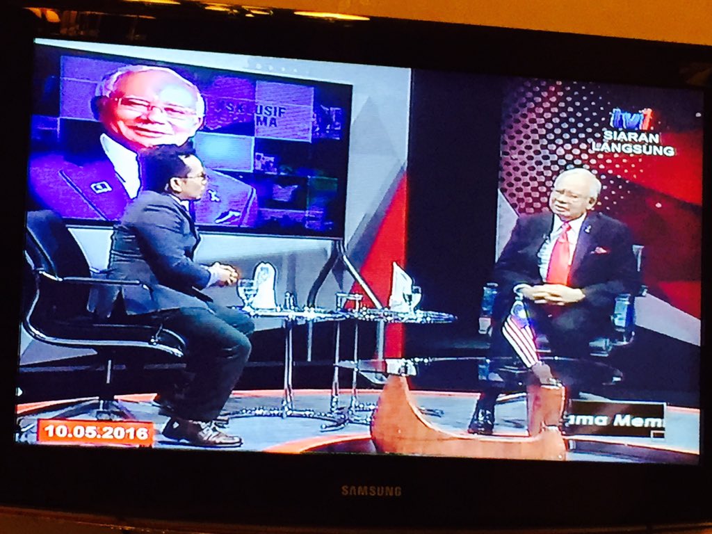 haryatyhamdzah's tweet photo. #dekatiorangmuda @NajibRazak Kita mesti kuasai cyberspace! Ini bkn option. @sayedmunawar @emysamsudin @ahmadmaslan https://t.co/NXcxdSpc8T