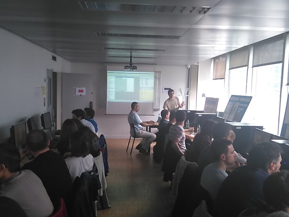 FOSS4GFR's tweet image. #qgis sur mesure au #foss4gfr avec @vpicavet #FOSS4G