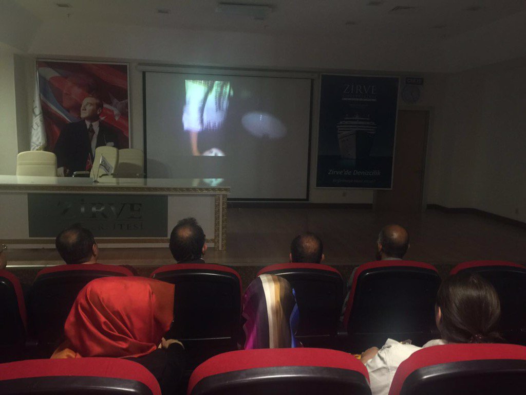 #zirvemobilfilm yarışması ödül töreni bir çok kişinin katılımıyla tamamlandı.