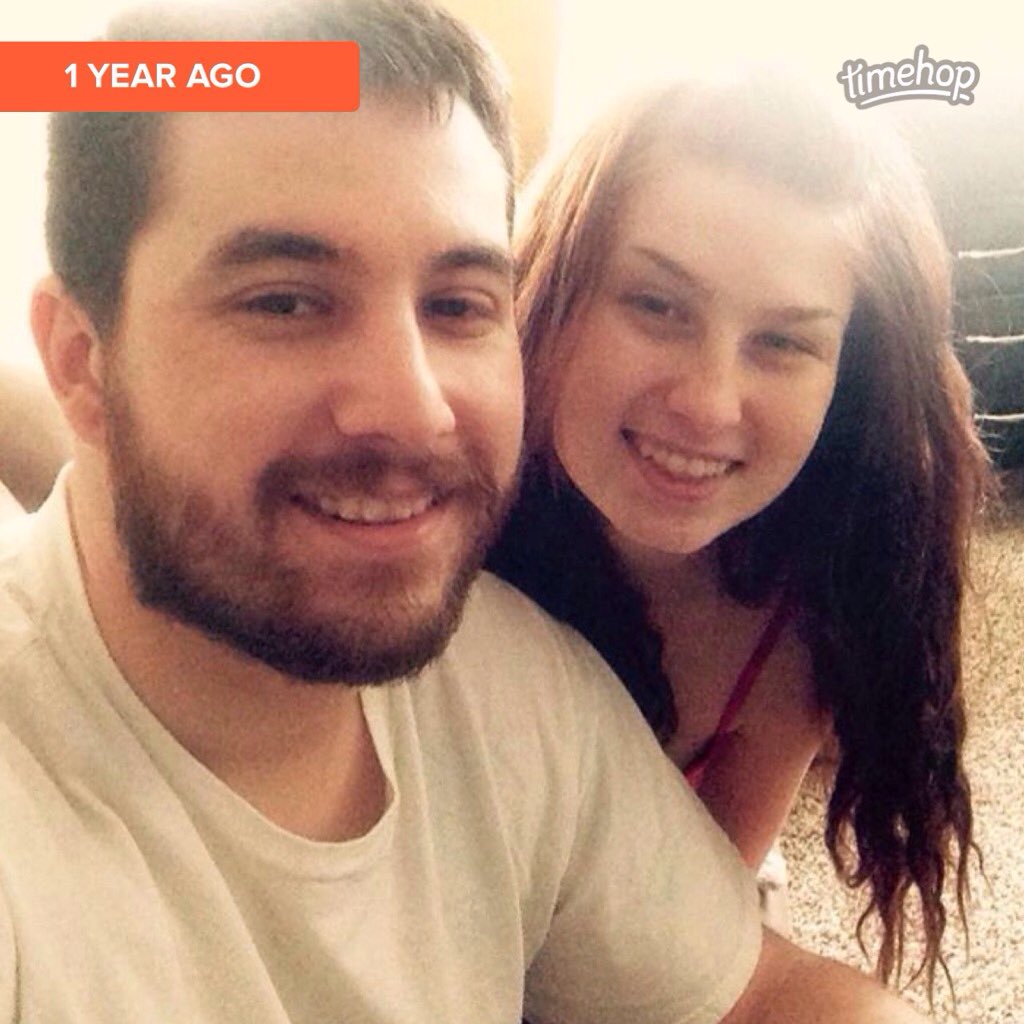 thoughtwithwine's tweet photo. Back when the pictures we took brought on harassing emails saying to take them down π#WeAreStillGoingStrong #timehop https://t.co/lUYdnMVuCk