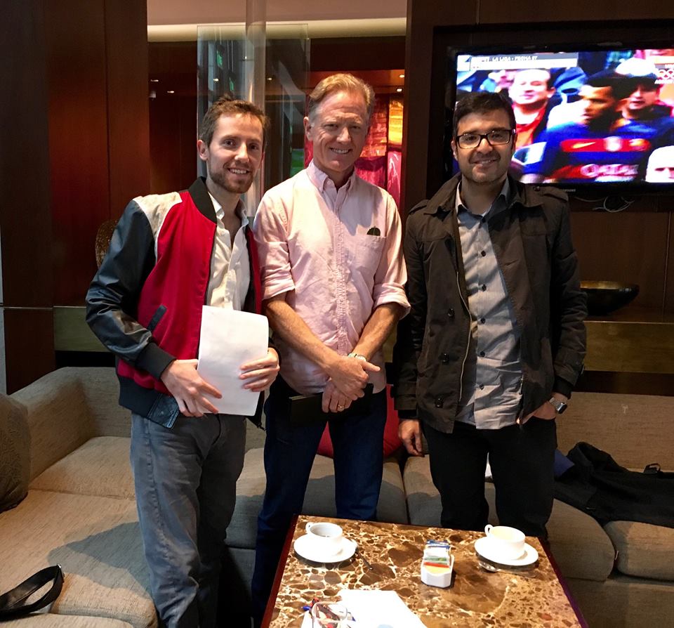 PaperTigersDoc's tweet photo. #CulturalDiplomacy w/ @KPJRFilms founder + #Impactdoc director @jred5562, promoting @PaperTigersDoc w/@FilmShowcase. https://t.co/mM1y2zggJi