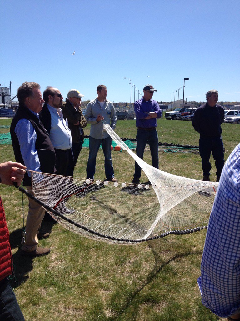 GMRIseafood's tweet photo. Beautiful day here in Portland to talk fishing gear and seafood at #TrawltoTable https://t.co/uPDiqS8uKr