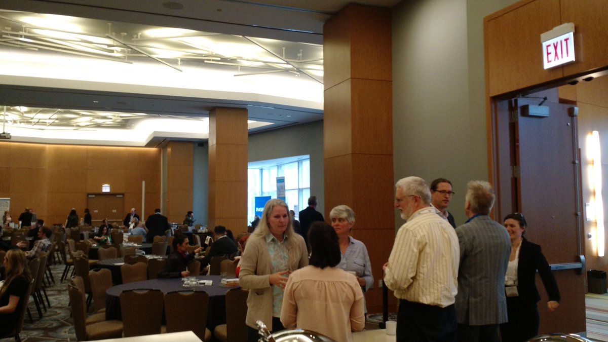 IPGbooknews's tweet photo. Another packed room! Our exhibit hall is bursting at #IPGSummit16 https://t.co/uw8fgluxXz