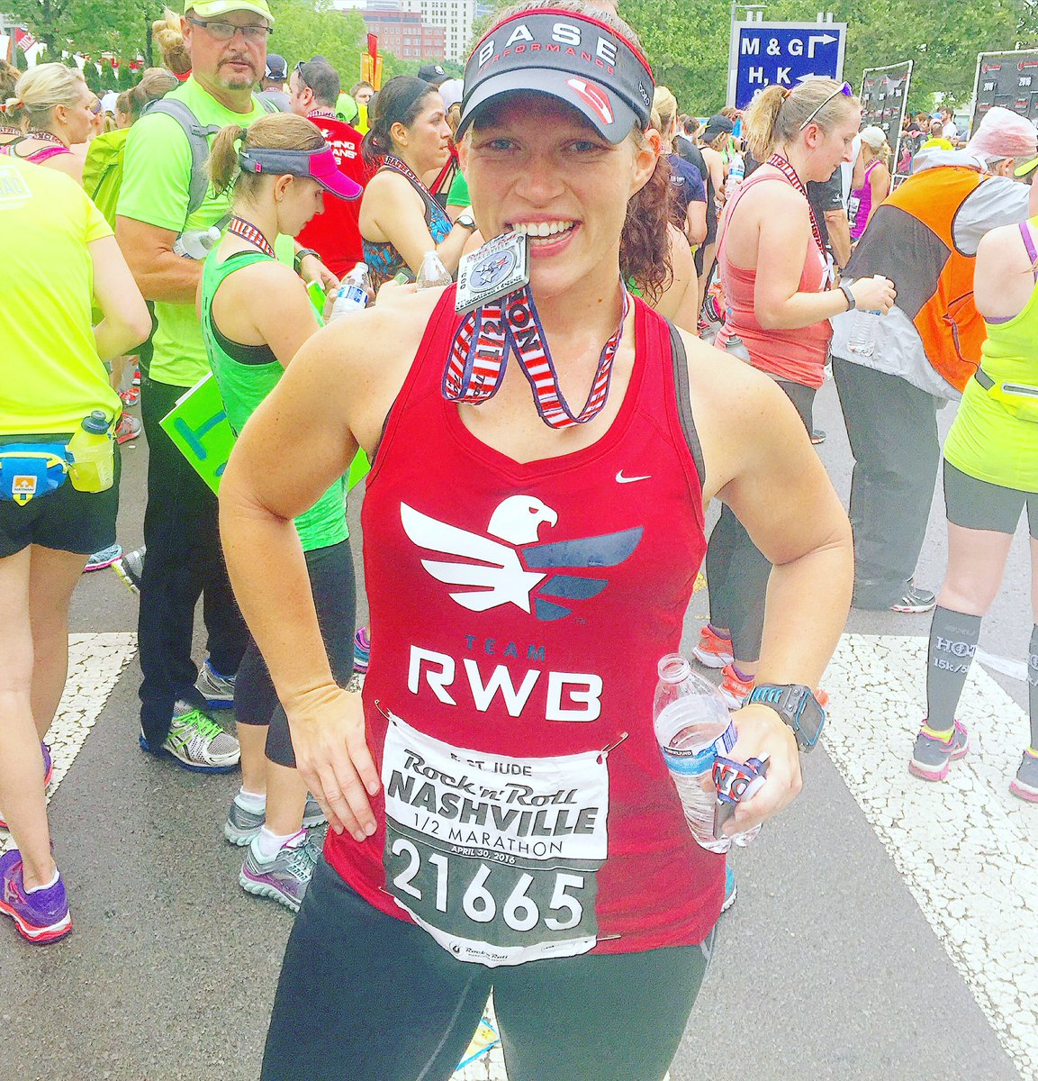 simplerobinb's tweet image. Smiles for miles.  Running for those who can&apos;t. @BasePerformance @TeamRWB  #runner #runningforareason #runnersbliss