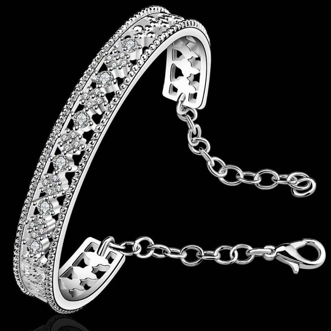 PinkmojitoJ's tweet photo. The perfect wedding jewellery, silver plate, available to order now at £12.99. Inbox to order. #wedding #bride #gift https://t.co/R8pKBvZrTb