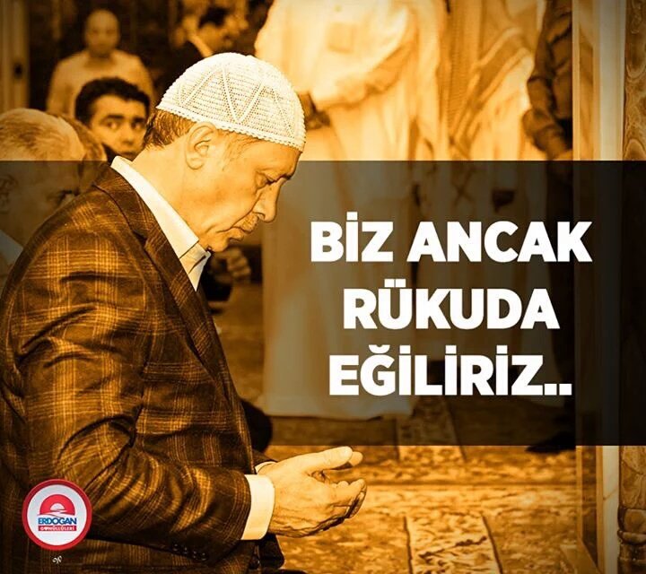 Alimin Ölümü Alemin Ölümüdür.
İslam Aleminin Silkinip,Uyanmasına;
Bir ve Diri Olmasına Duyulan İhtiyaç Doruktadır.