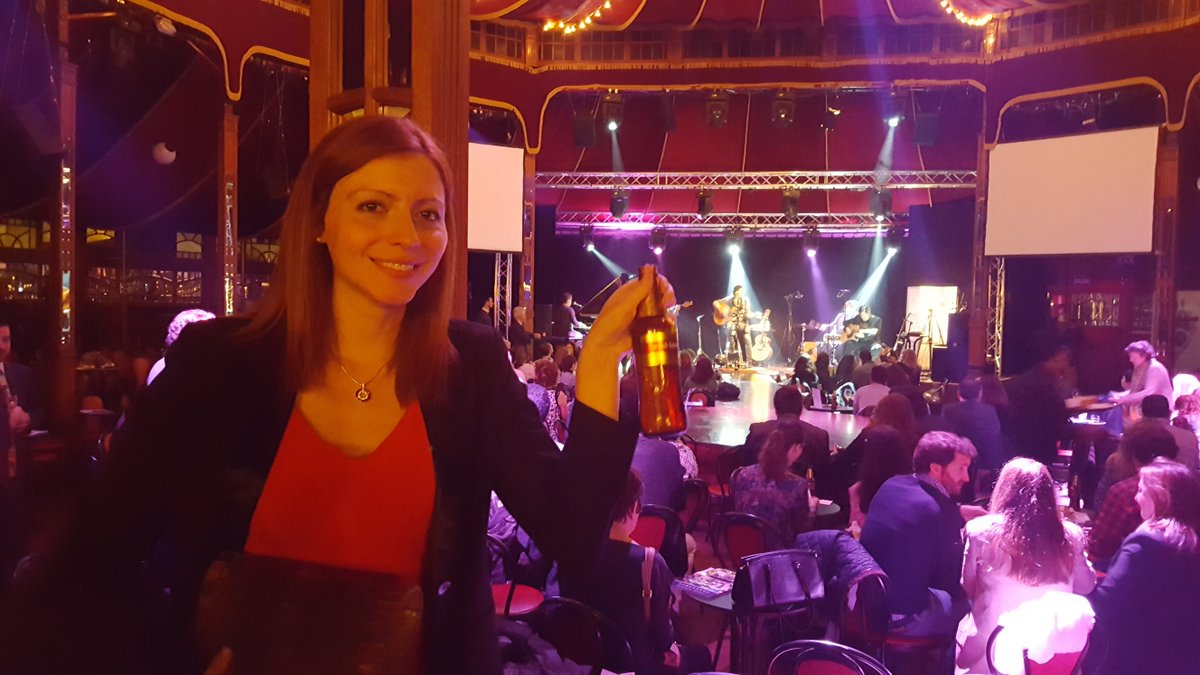 isabeljdd's tweet photo. Orgullosa colombiana al ver @clubcolombia en #IIPremiosEcommerce en Madrid! Well done SABMiller! https://t.co/jx2YXBdzb5