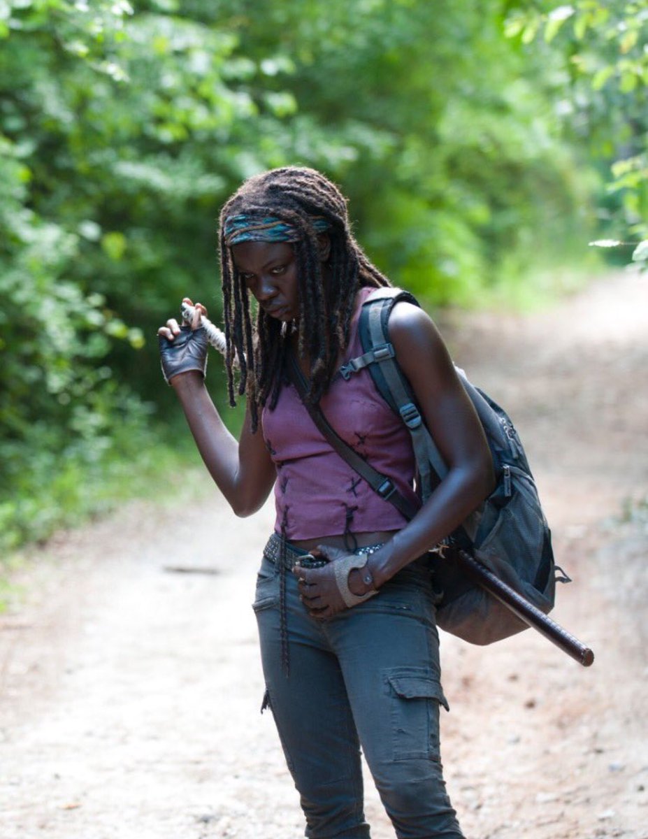 FTWDFans's tweet image. Best #TWD signature weapon!
• Final Four •

RT ~ Rick Grimes' Colt Python
LIKE ~ Michonne's Katana

#TheWalkingDead