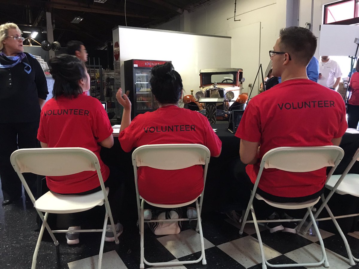 SACCTEAM's tweet image. Doors open in 10 minutes! Getting ready for a day of networking. #NetworkNexus