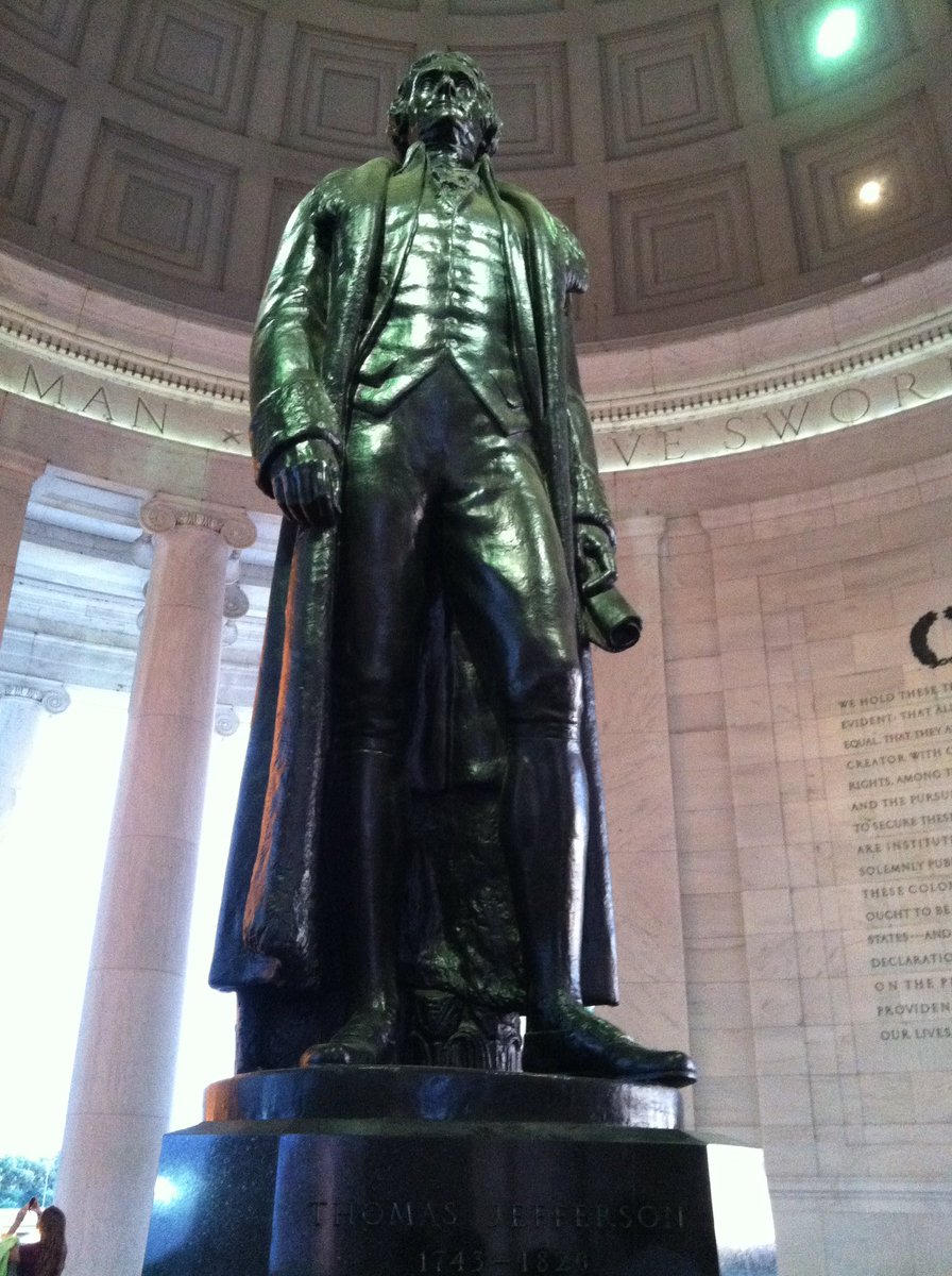 dmsdctrip's tweet photo. 1️⃣6️⃣ days to DC! #dmsdc2016 #WashingtonDC #JeffersonMemorial #foundingfather https://t.co/2m46YzaMEe