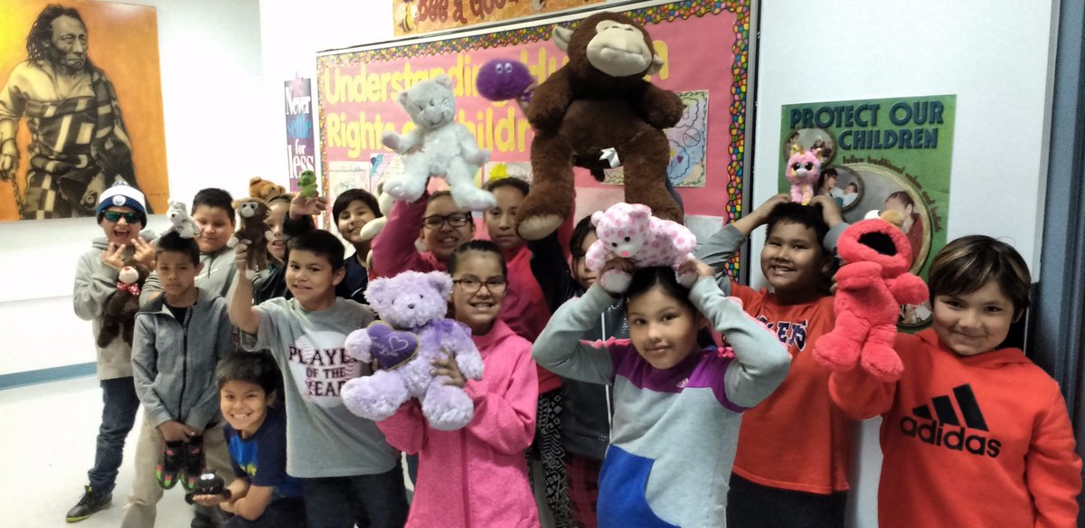 poundmaker56's tweet image. Chief Poundmaker Ss participated in @Caringsociety #JordansPrinciple today! Gr5/6 made Children's Rights board.