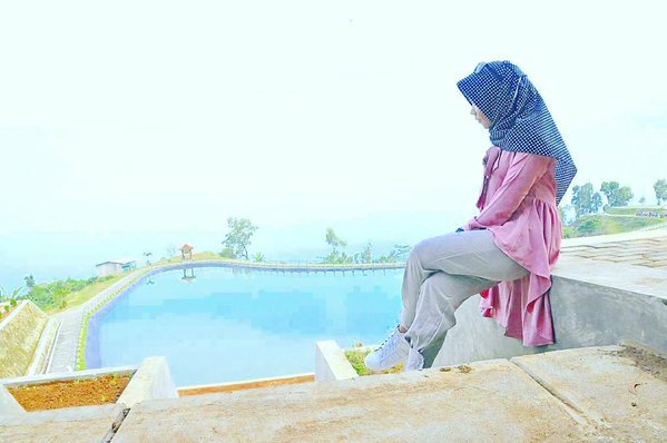 twityogya's tweet photo. Embung Batara Sriten, Gunungkidul, DIY #wisatajogja https://t.co/5SRQn3WqC5