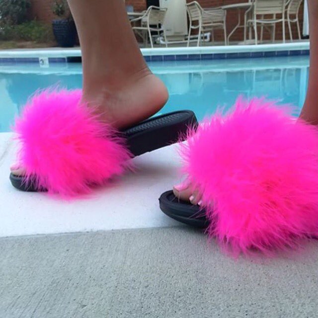 chlowebb1's tweet photo. Follow @make_it_fancy for fluffy sliders 💗💗💗 https://t.co/noe0MnOTIq