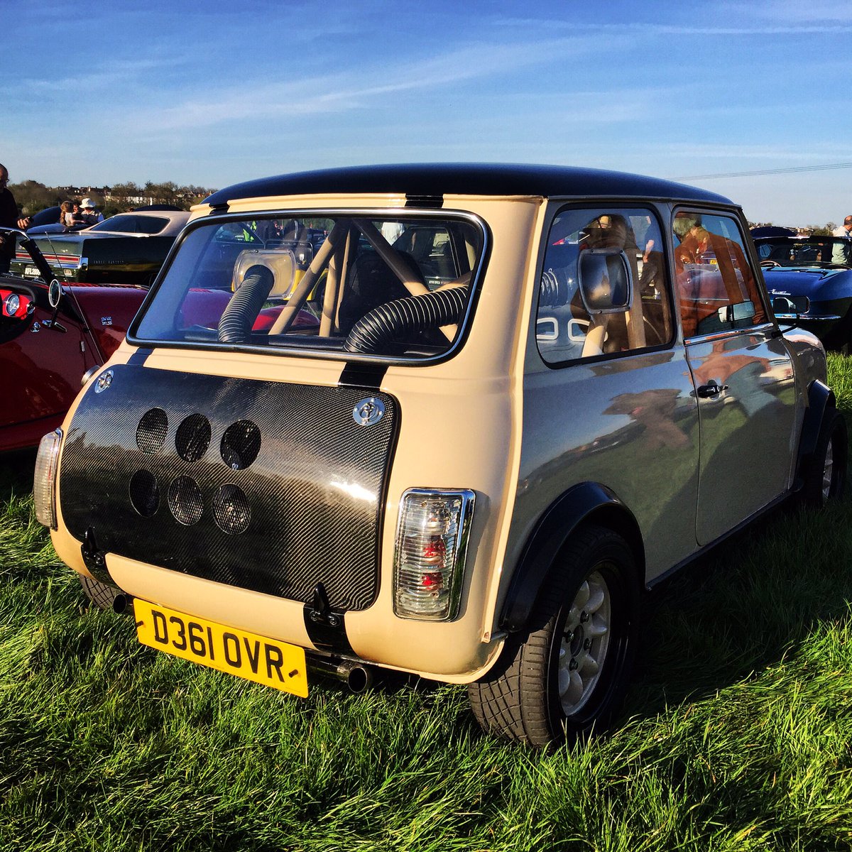 downshift_media's tweet photo. @MINI @ClassicMini_ #k20 powered mini at #classiccarshow https://t.co/XDfpc6JRQz
