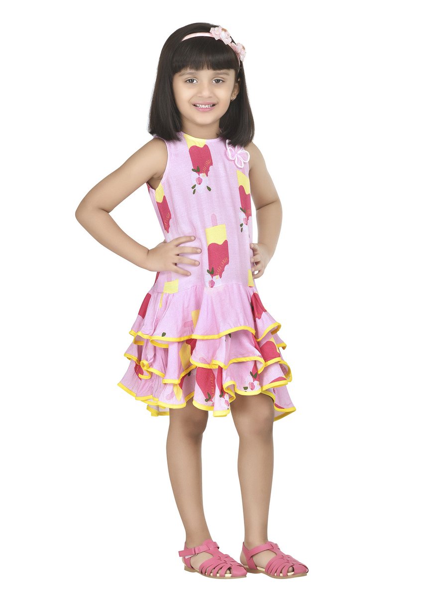 jasmeenGdugal's tweet photo. #kidsfashion #EXPLOSIVEFASHION @MasabaG launched #kidswear on @Flipkart. Read about it: https://t.co/rWuhWNJRKf https://t.co/fasPVJx0ns