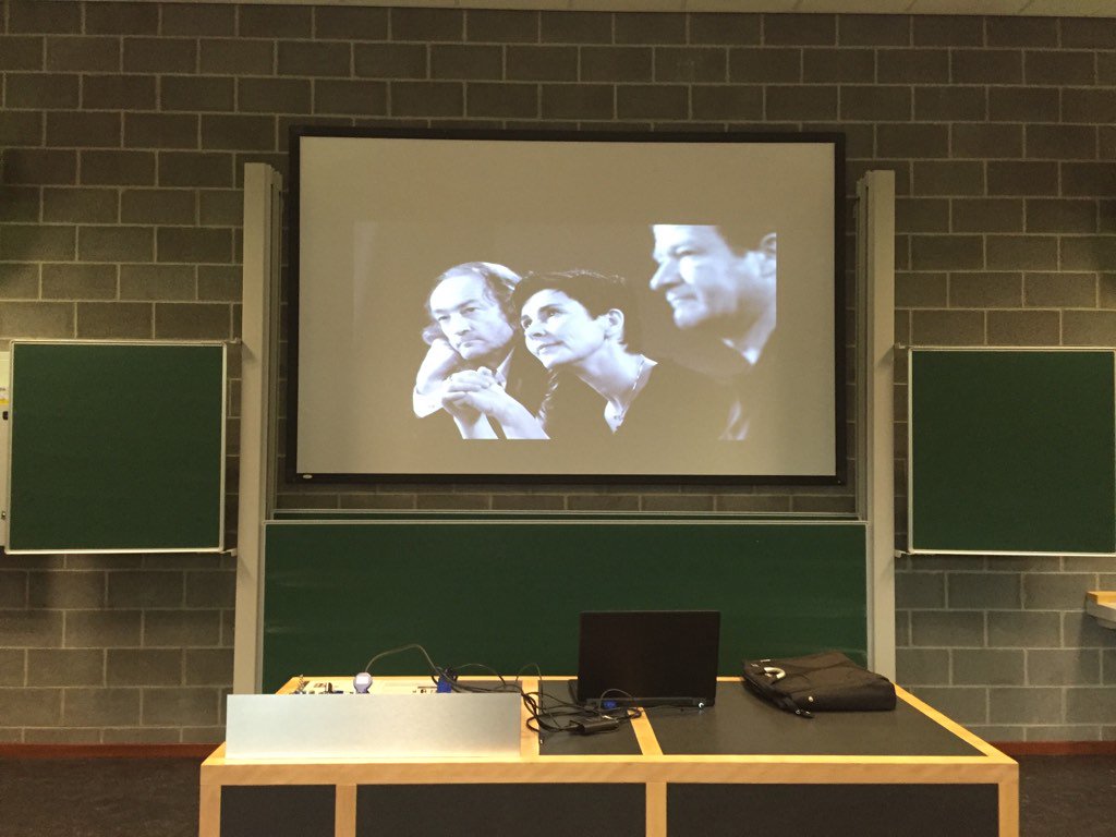 sohasaati's tweet photo. #solvaybvs is about to begin with @ingegeerdens sharing her personal experience with @SolvayEDU alumni https://t.co/4acjTPioUh