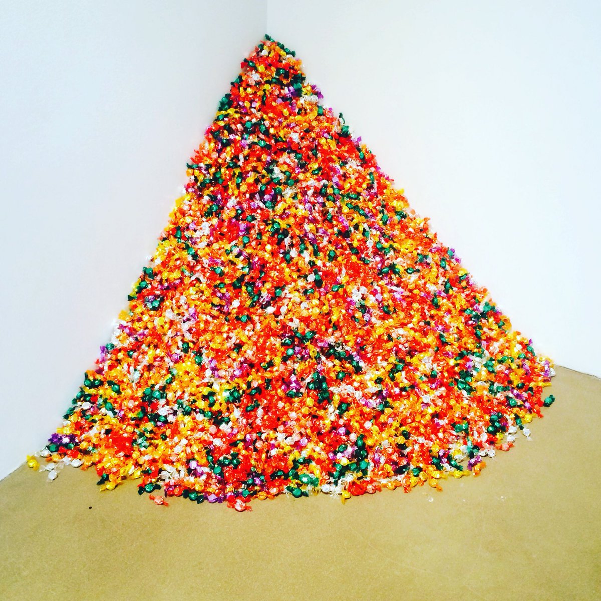 Portrait de son compagnon Ross par Felix Gonzalez Torres - dès la première œuvre de lui j'ai aimé cet artiste