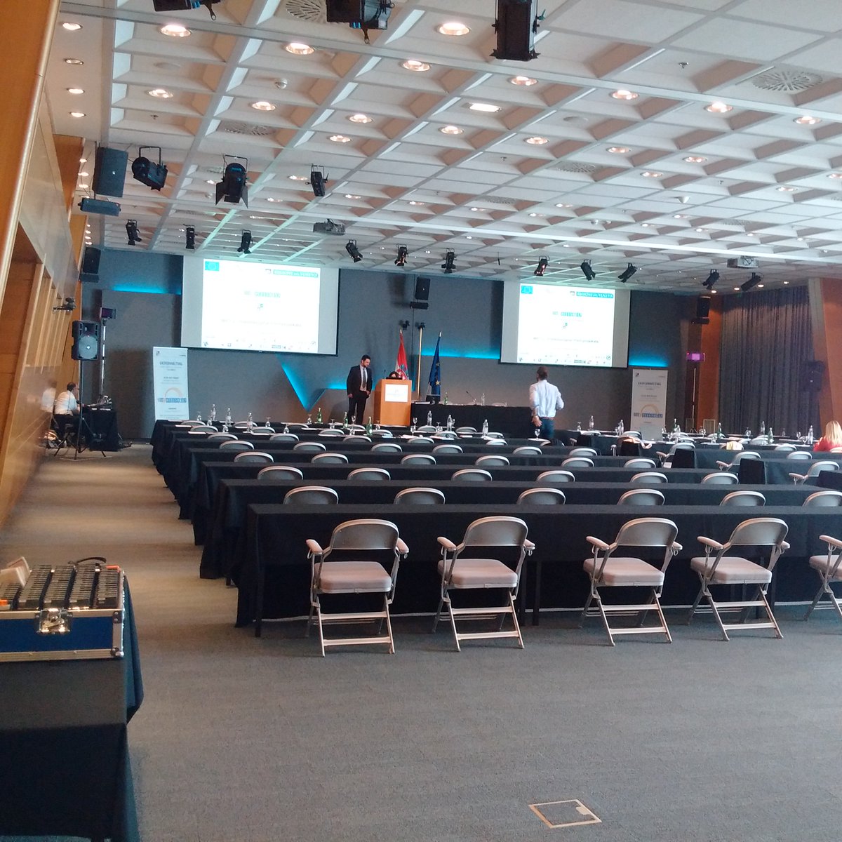 Easyconnecting's tweet image. First day of work for the Easyconnecting technical meeting preparing tomorrow's conference on Pilot actions!