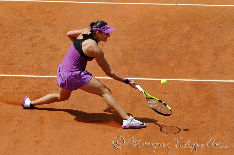 CAROLINE GARCIA - Página 8 CiHKiJqWEAIOOl0